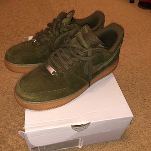 Nike Air Force 1 Low Suede